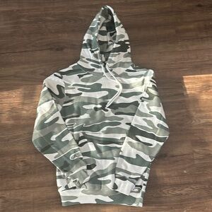 Lane Seven extra small camo hoodie!